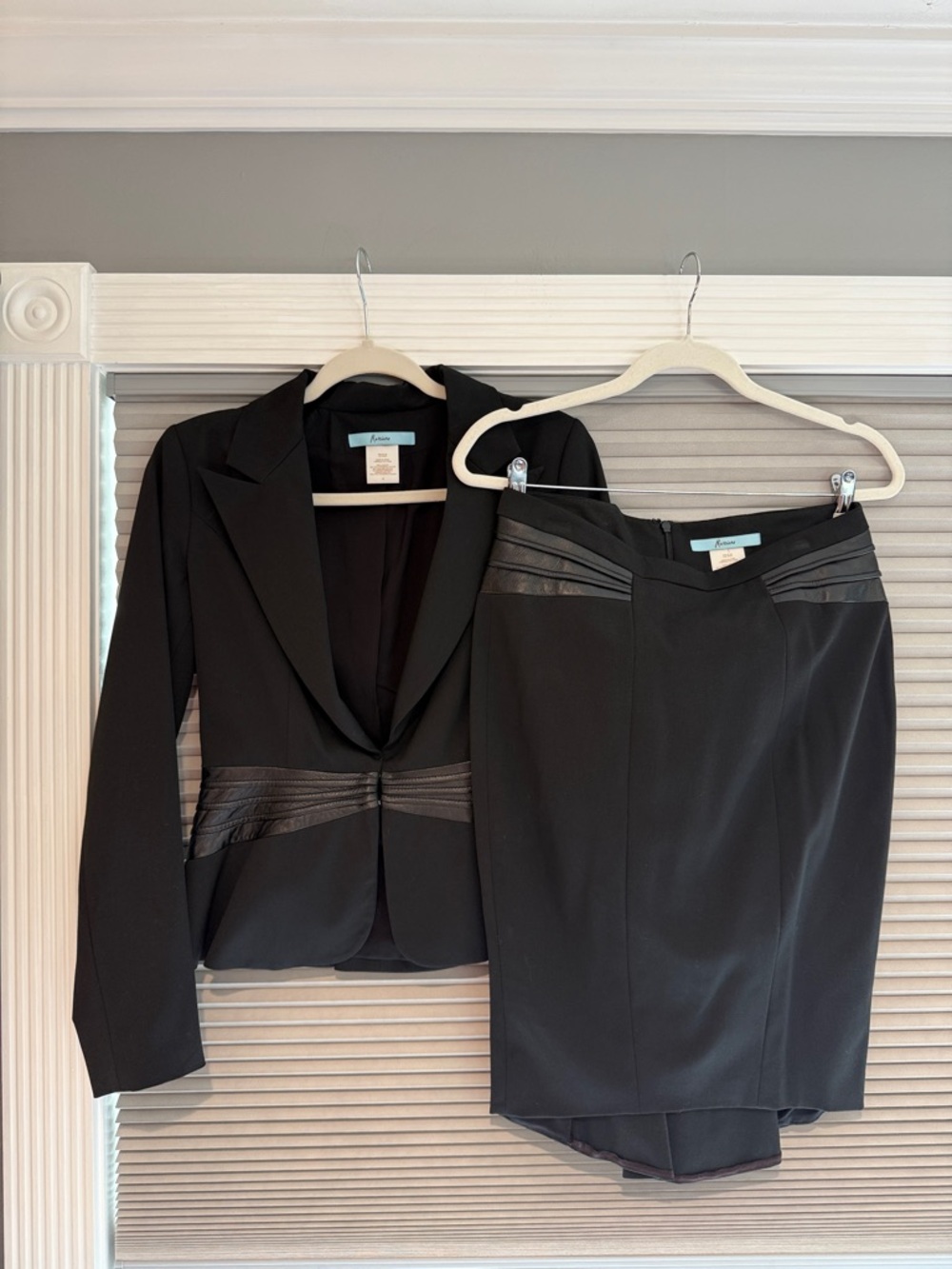 New Marciano Black Blazer and skirt with Faux Leather Waist Detail set - size 4